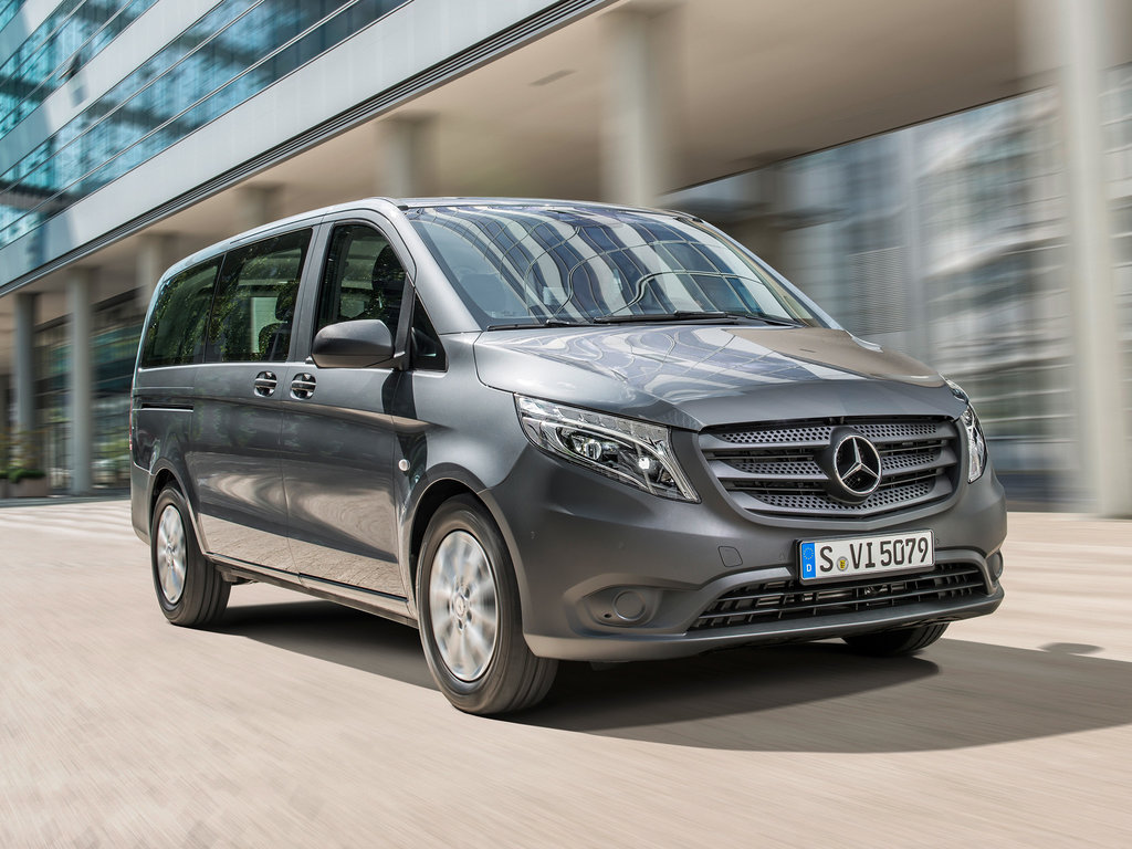 Mercedes Benz V Class 2022 Года Фото